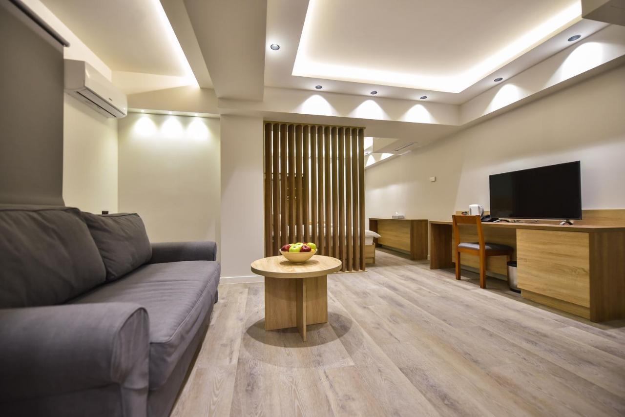 Baron Boutique Hotel Yerevan Exterior foto