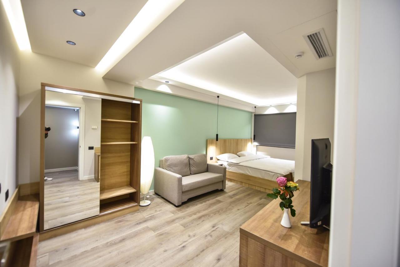 Baron Boutique Hotel Yerevan Exterior foto