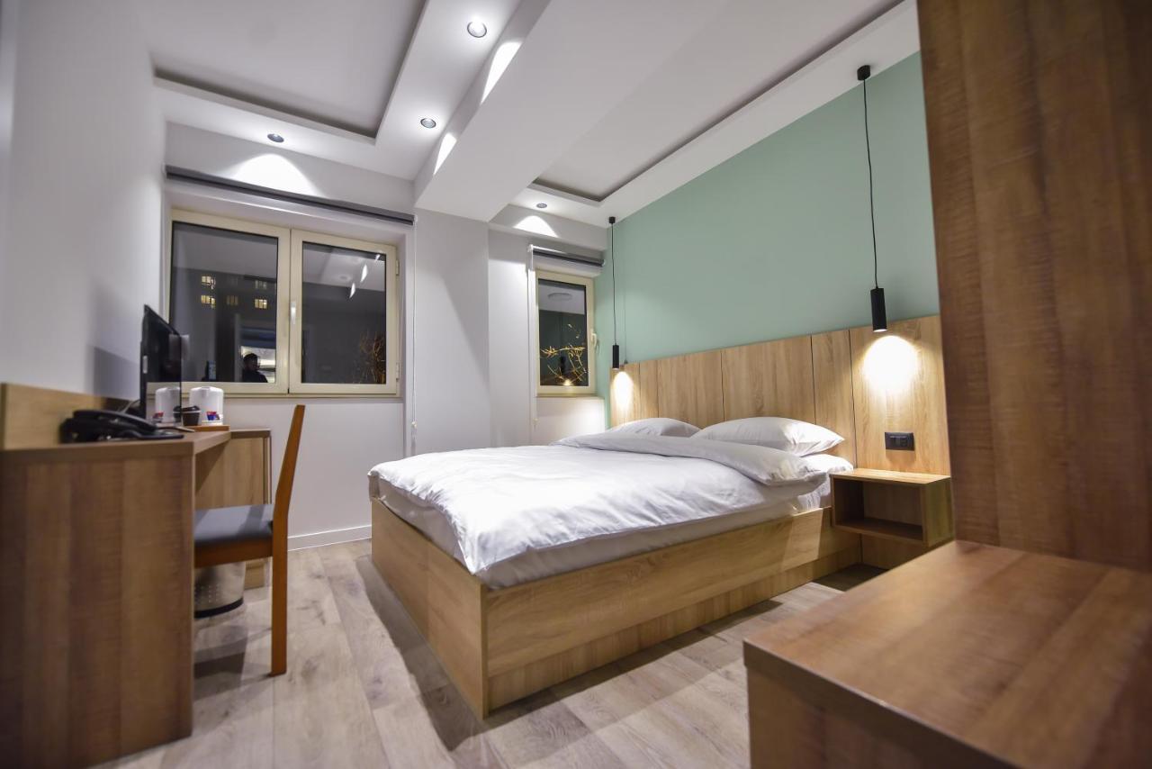 Baron Boutique Hotel Yerevan Exterior foto