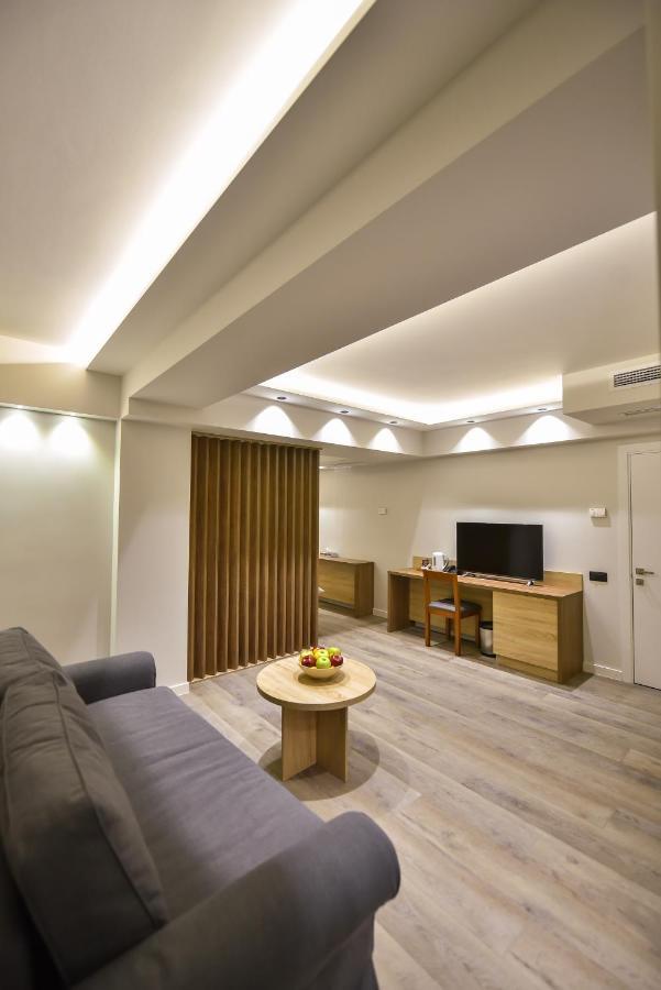 Baron Boutique Hotel Yerevan Exterior foto